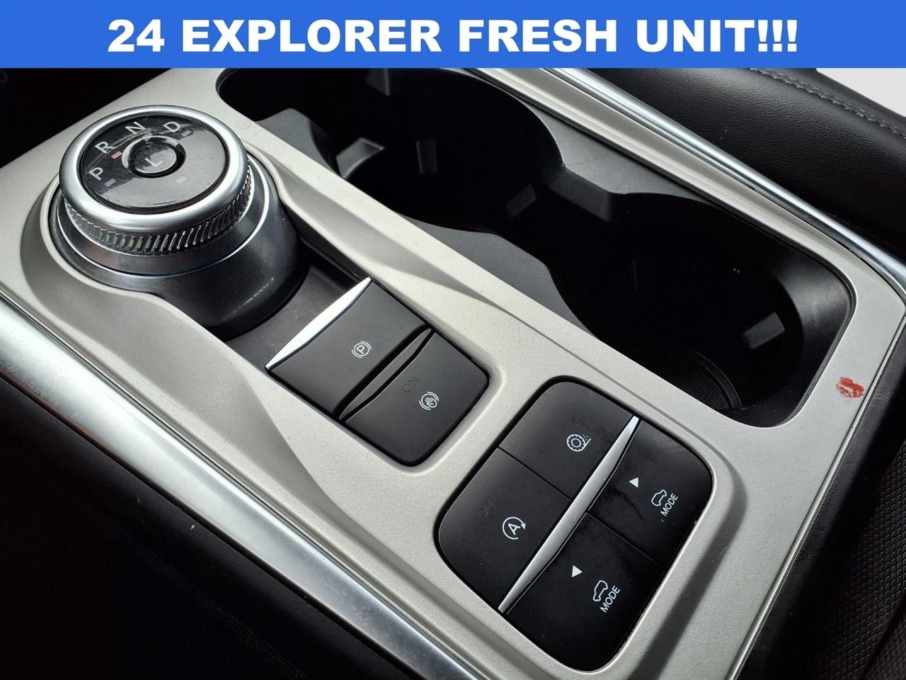 Ford Explorer XLT 2024