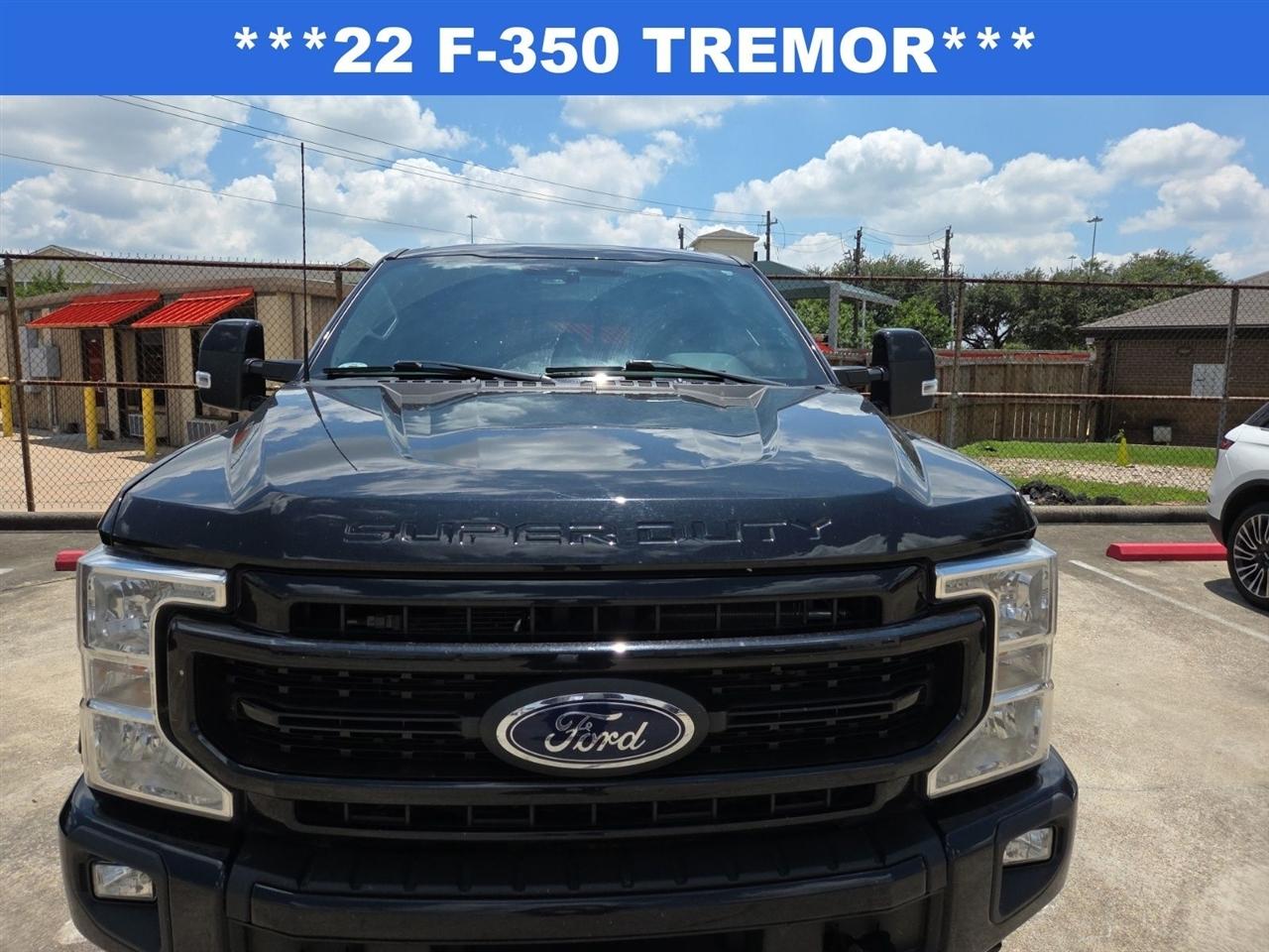 Ford F-350 SD Lariat Crew Cab Long Bed 4WD 2022