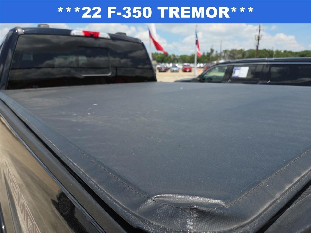 Ford F-350 SD Lariat Crew Cab Long Bed 4WD 2022