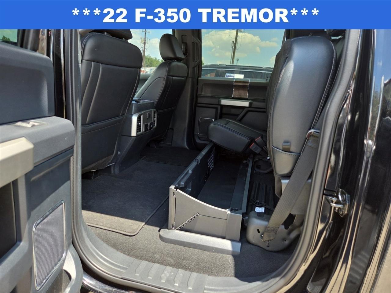 Ford F-350 SD Lariat Crew Cab Long Bed 4WD 2022