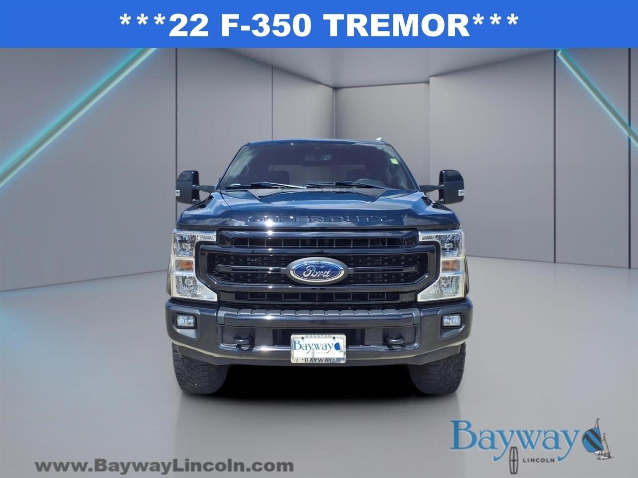 Ford F-350 SD Lariat Crew Cab Long Bed 4WD 2022