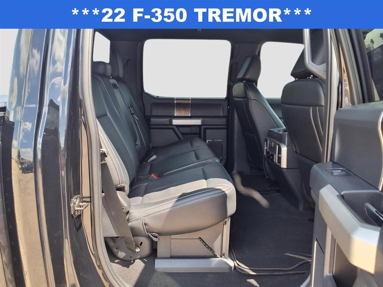 Ford F-350 SD Lariat Crew Cab Long Bed 4WD 2022