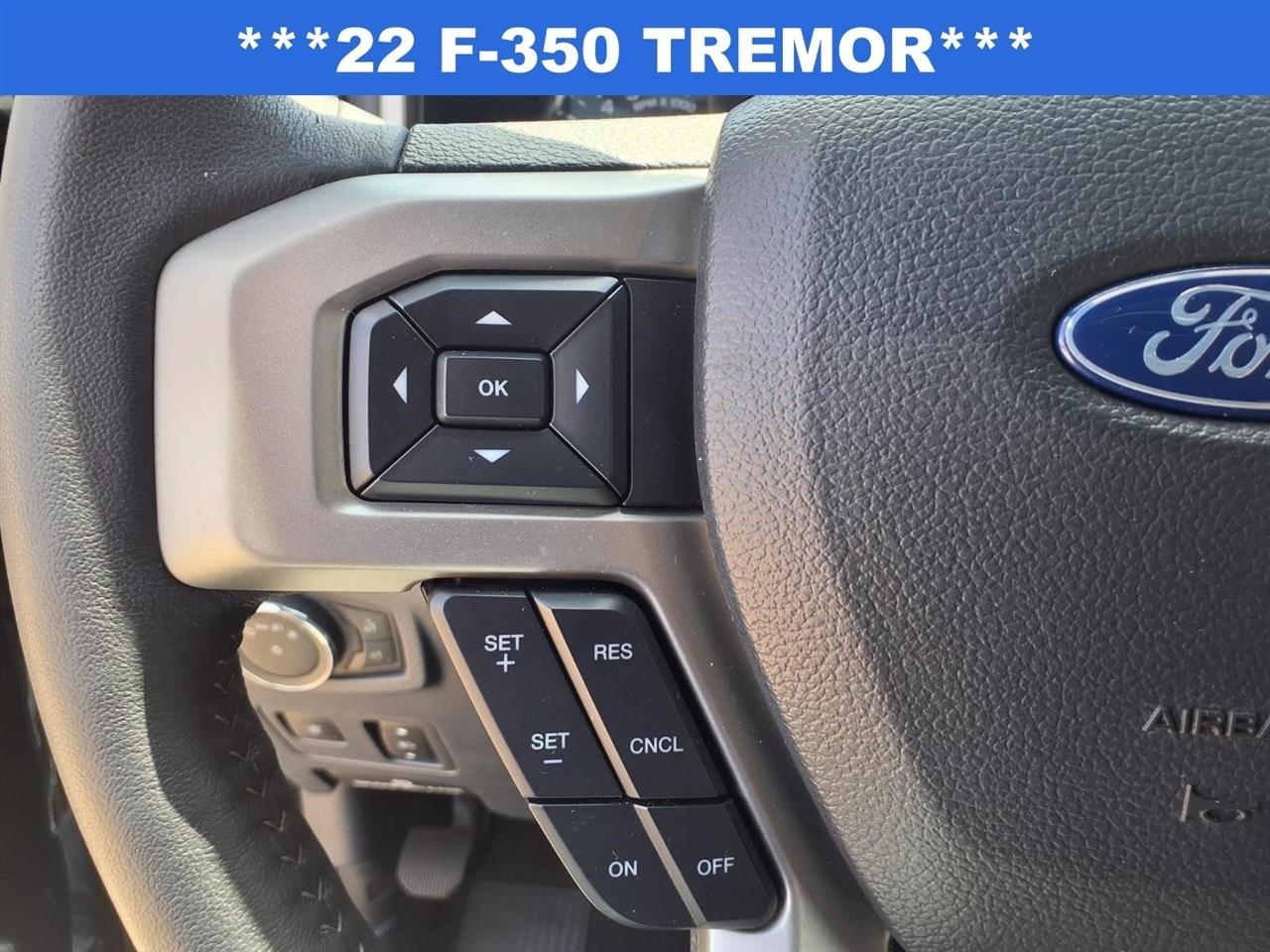 Ford F-350 SD Lariat Crew Cab Long Bed 4WD 2022