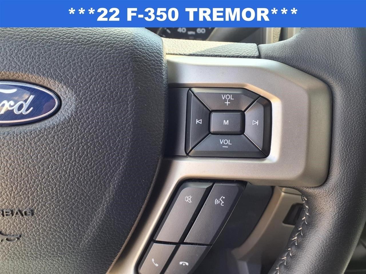 Ford F-350 SD Lariat Crew Cab Long Bed 4WD 2022