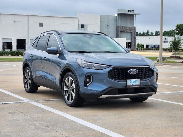 Ford Escape Platinum Hybrid 2023