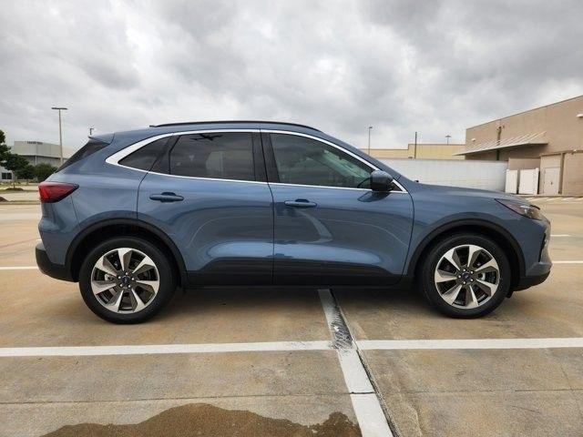 Ford Escape Platinum Hybrid 2023