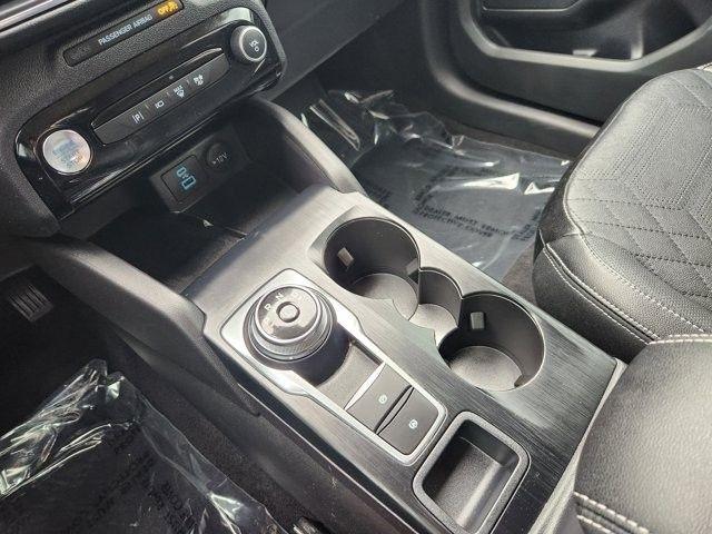 Ford Escape Platinum Hybrid 2023