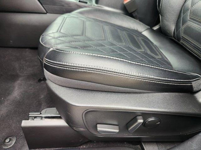 Ford Escape Platinum Hybrid 2023