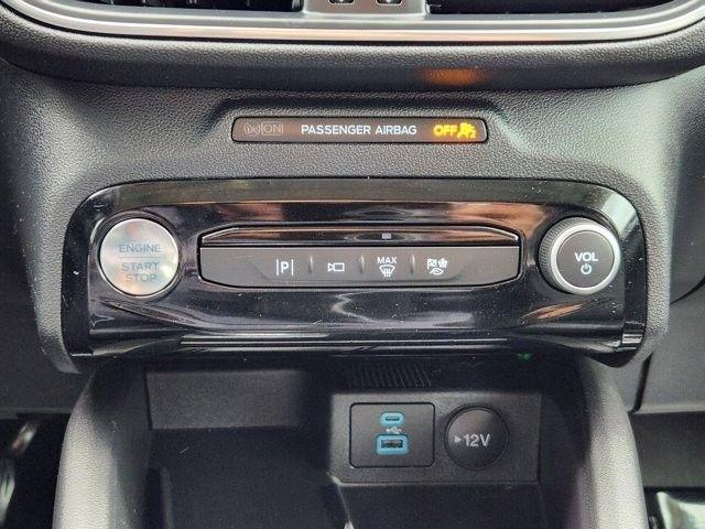 Ford Escape Platinum Hybrid 2023