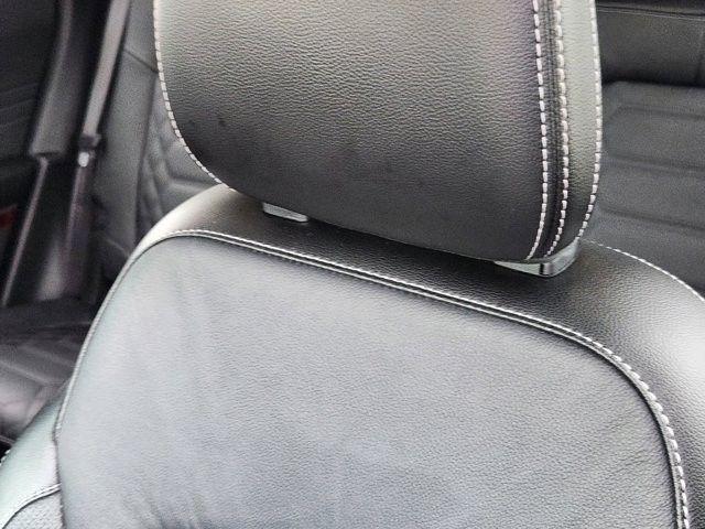 Ford Escape Platinum Hybrid 2023