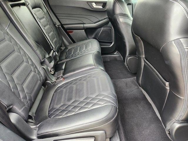 Ford Escape Platinum Hybrid 2023