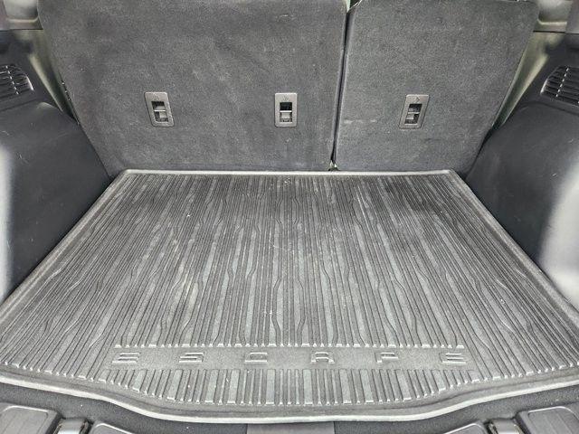 Ford Escape Platinum Hybrid 2023