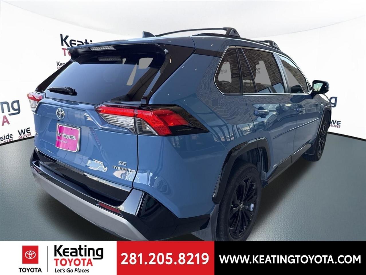 Toyota RAV4 Hybrid SE 2023