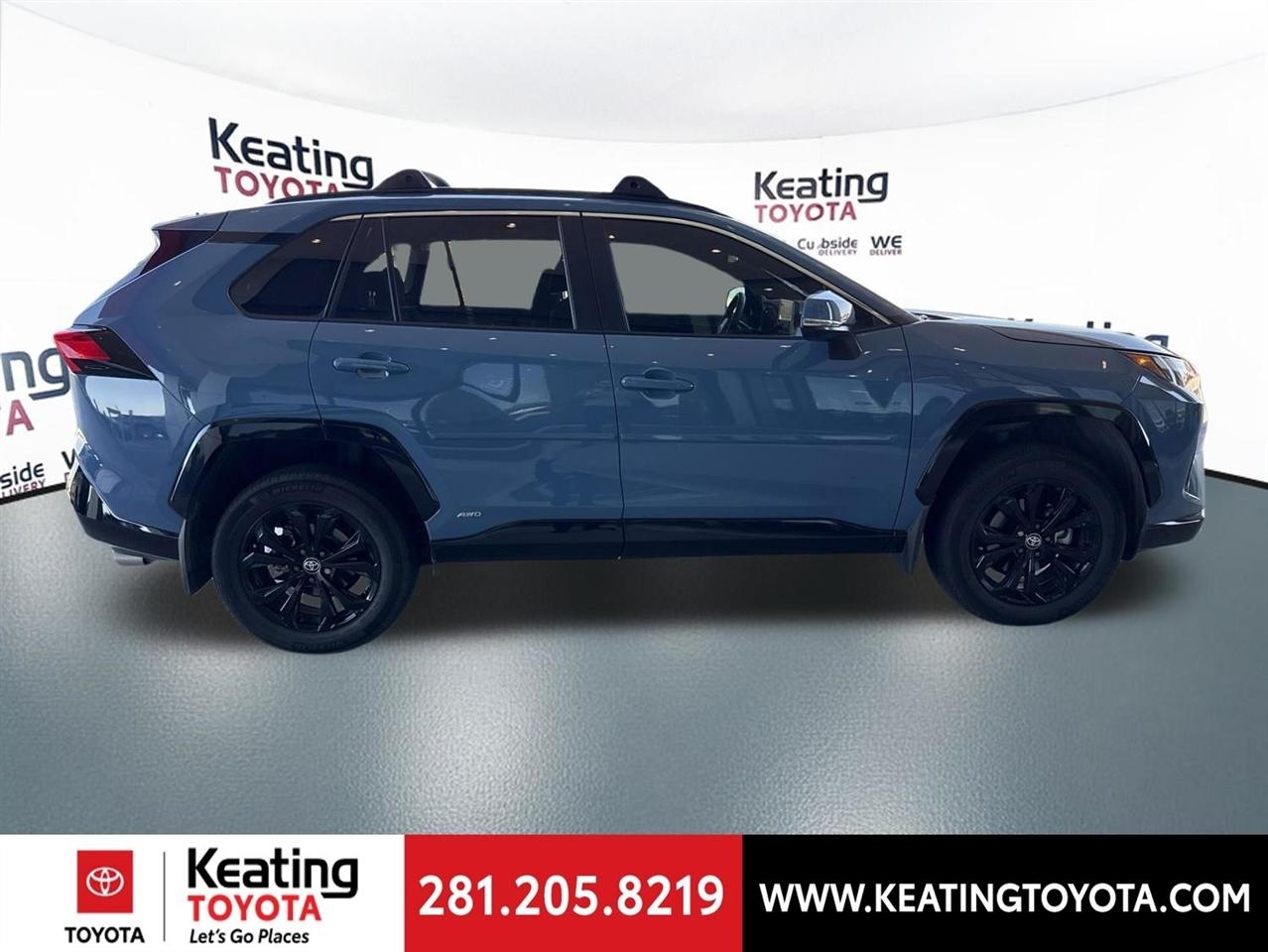 Toyota RAV4 Hybrid SE 2023