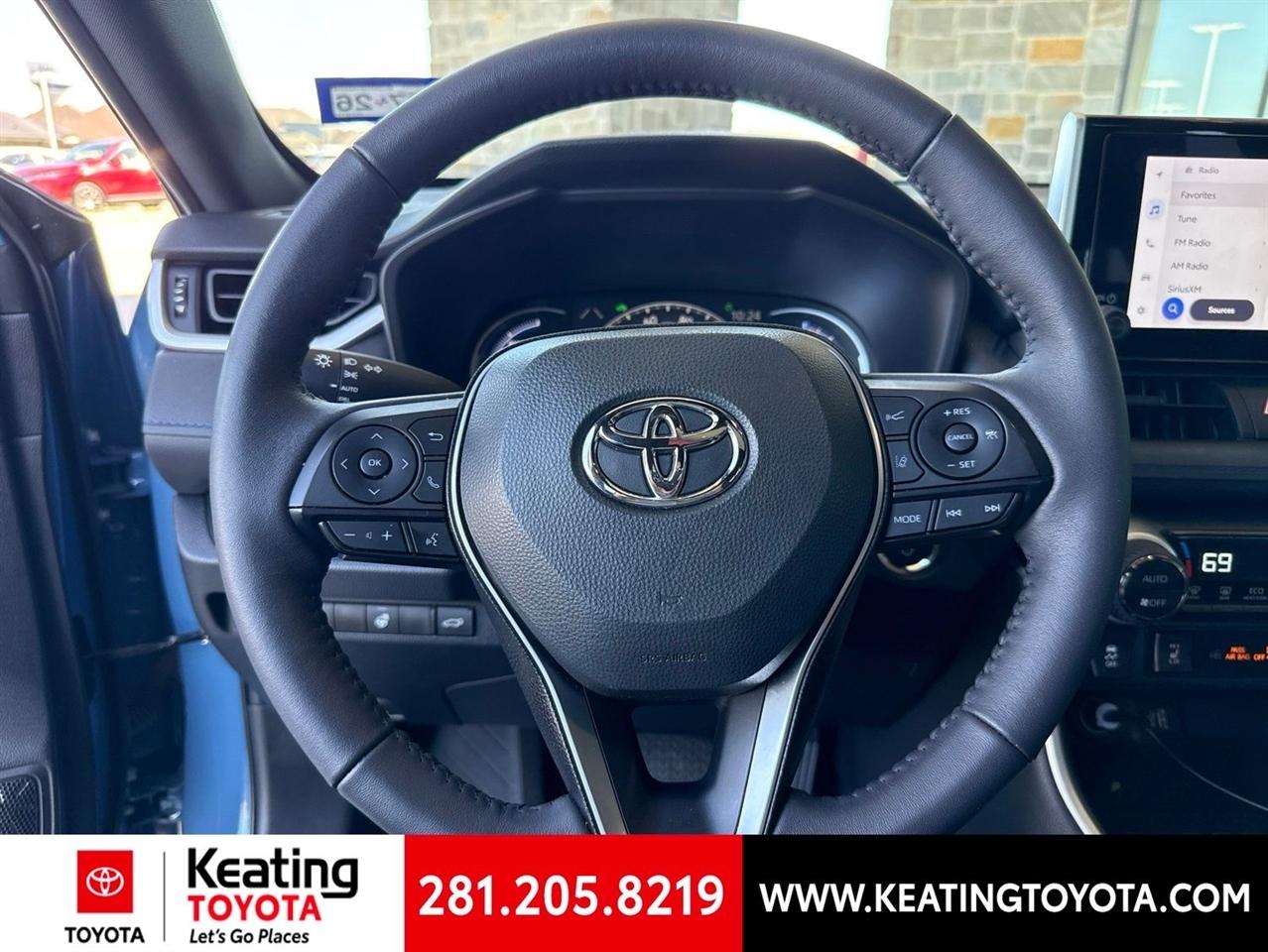 Toyota RAV4 Hybrid SE 2023