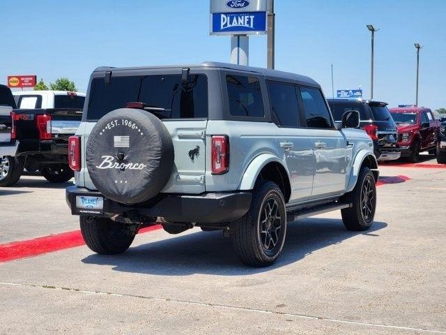 Ford Bronco Outer Banks 4-Door w/Advanced 2022