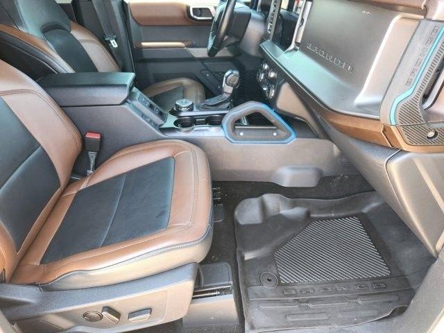 Ford Bronco Outer Banks 4-Door w/Advanced 2022