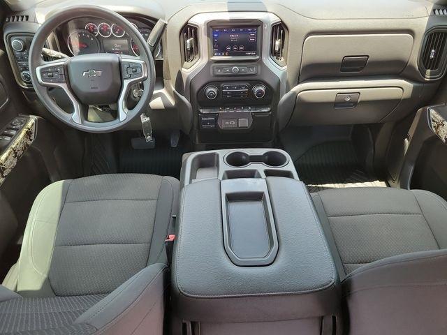 Chevrolet Silverado 1500 Custom Trail Boss Crew Cab Long Box 4WD 2021