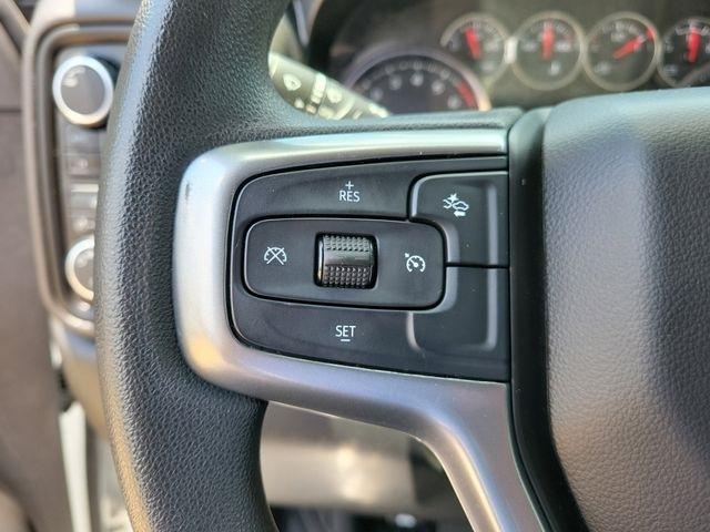 Chevrolet Silverado 1500 Custom Trail Boss Crew Cab Long Box 4WD 2021