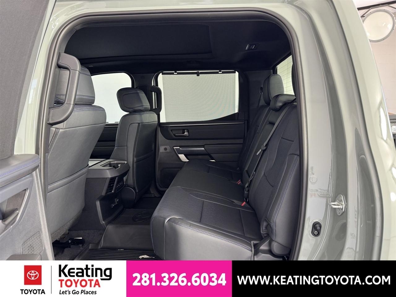 Toyota Tundra Platinum CrewMax 4WD 2026