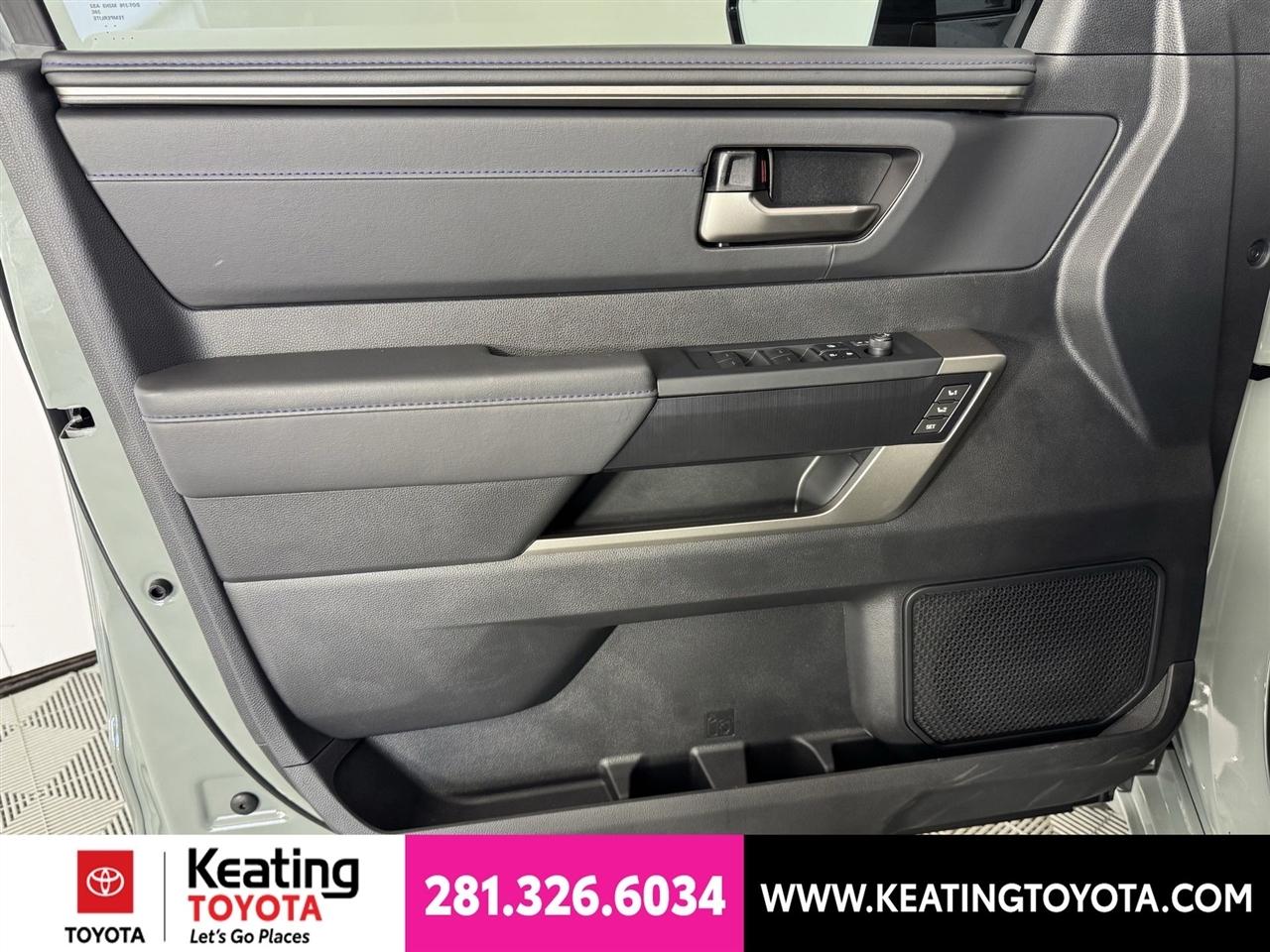 Toyota Tundra Platinum CrewMax 4WD 2026