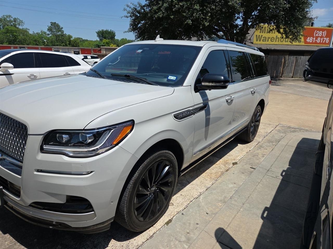 Lincoln Navigator L Reserve 4WD 2022
