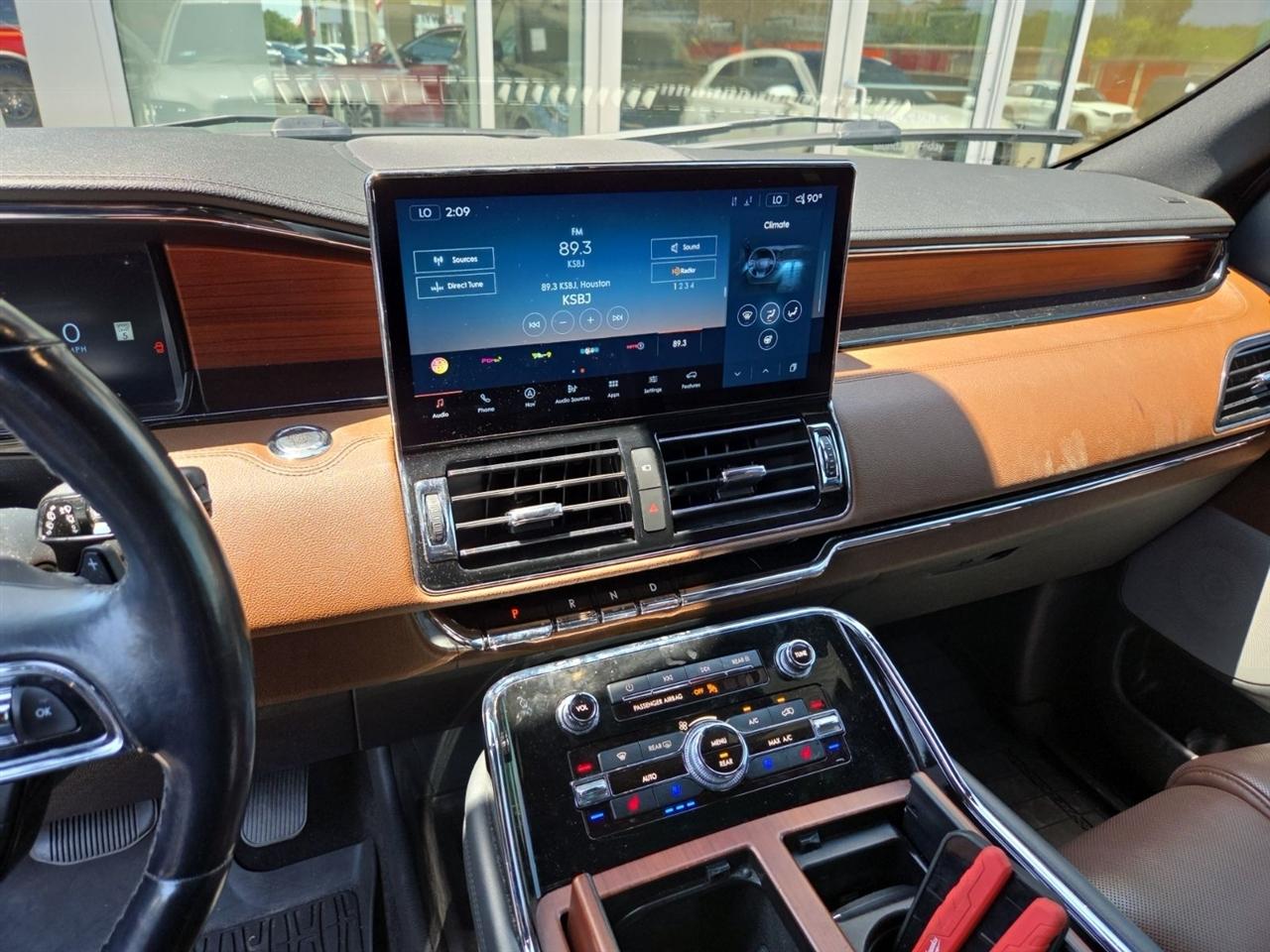 Lincoln Navigator L Reserve 4WD 2022
