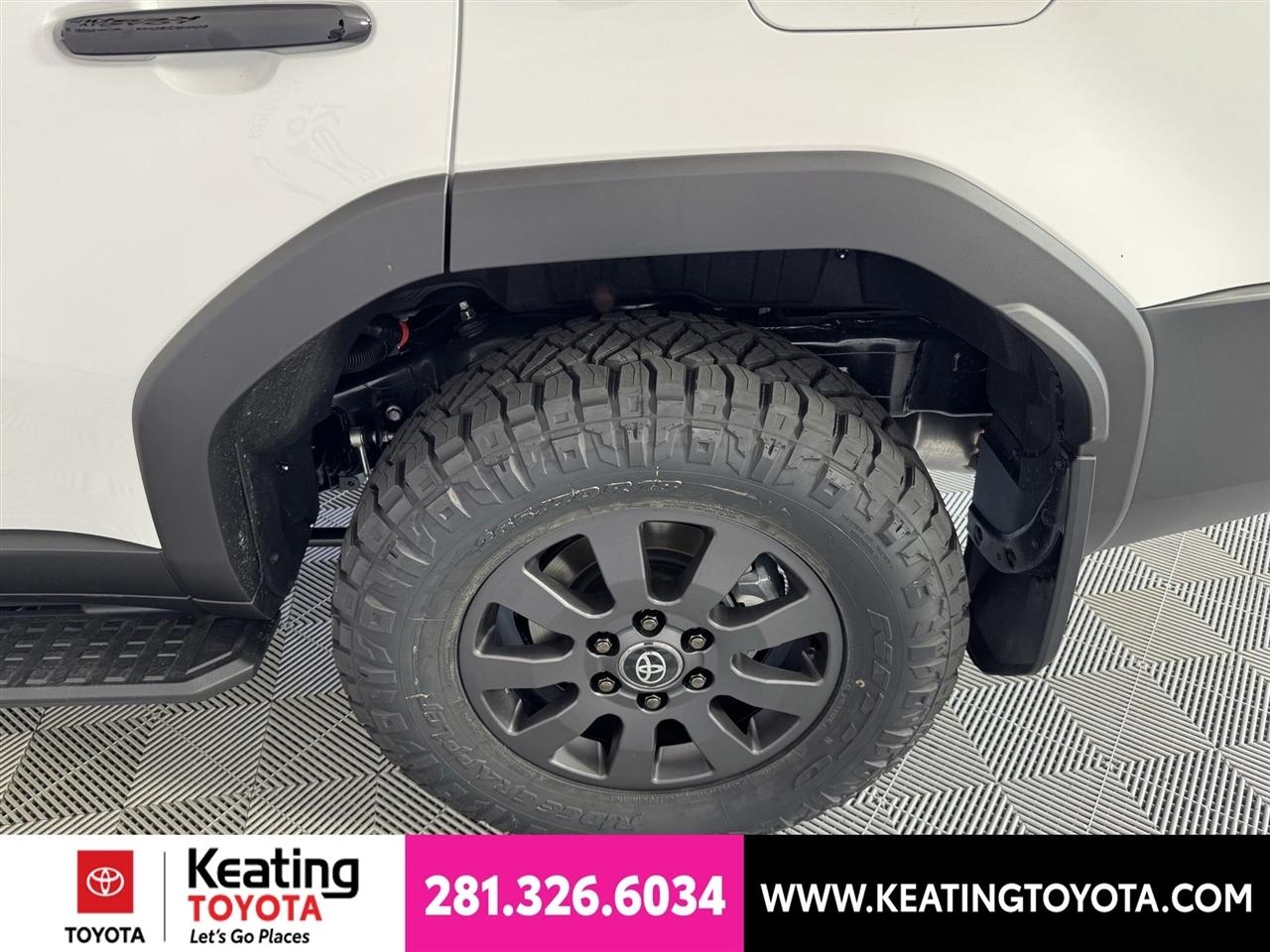 Toyota Land Cruiser Base 2026
