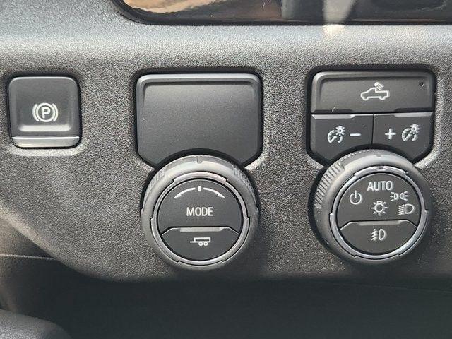 Chevrolet Silverado 1500 RST Crew Cab 2WD 2026