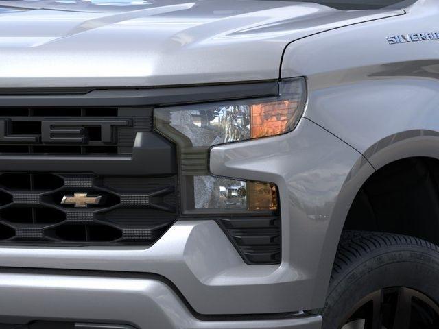 Chevrolet Silverado 1500 Custom Crew Cab 2WD 2026