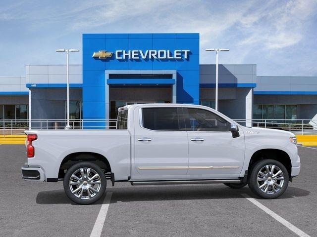 Chevrolet Silverado 1500 High Country Crew Cab 4WD 2026