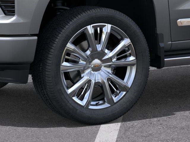 Chevrolet Silverado 1500 High Country Crew Cab 4WD 2026