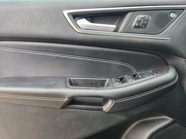 Ford Edge Titanium 2023