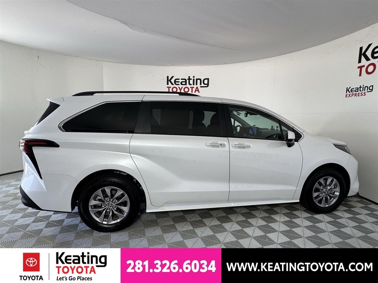 Toyota Sienna XLE 7-Passenger 2026