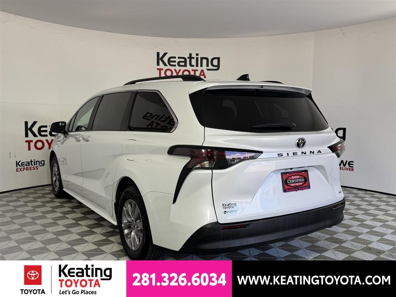 Toyota Sienna XLE 7-Passenger 2026