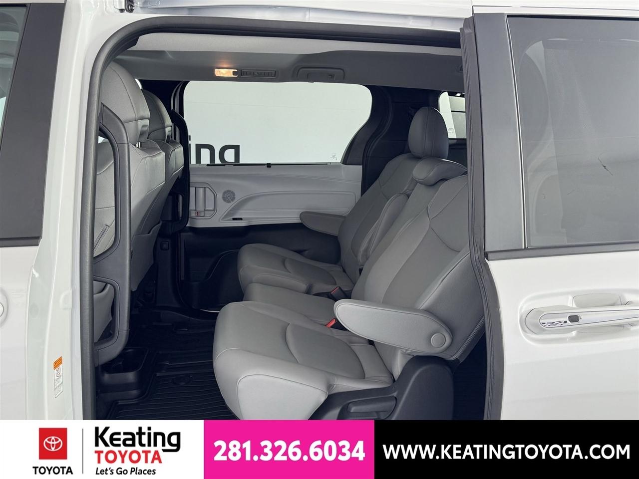 Toyota Sienna XLE 7-Passenger 2026