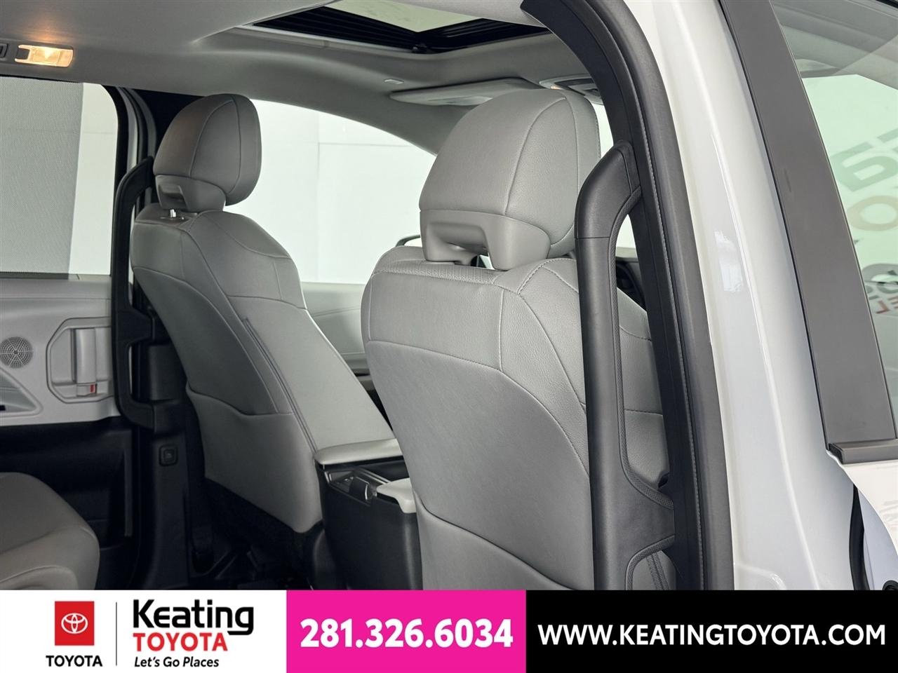 Toyota Sienna XLE 7-Passenger 2026