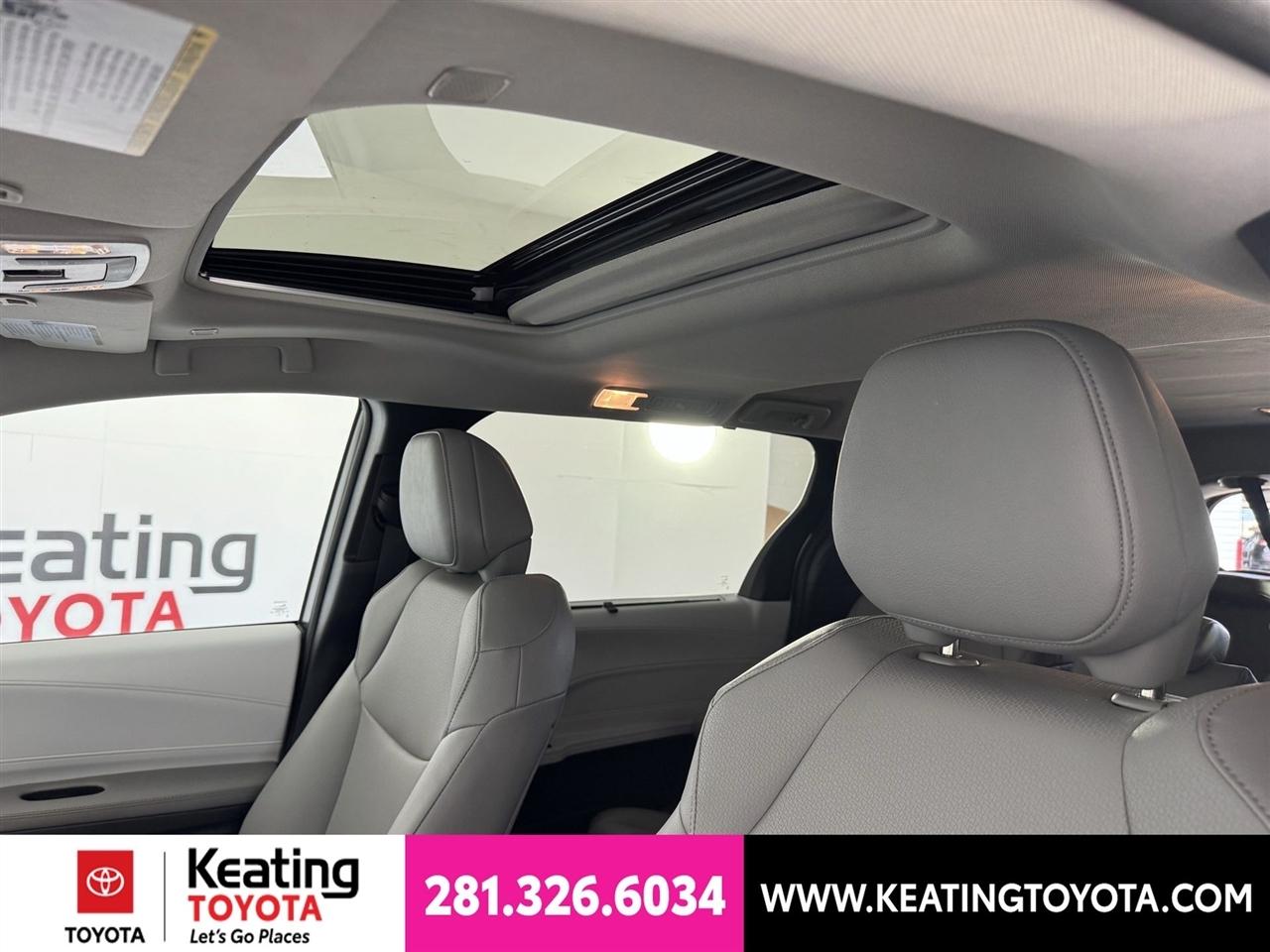 Toyota Sienna XLE 7-Passenger 2026