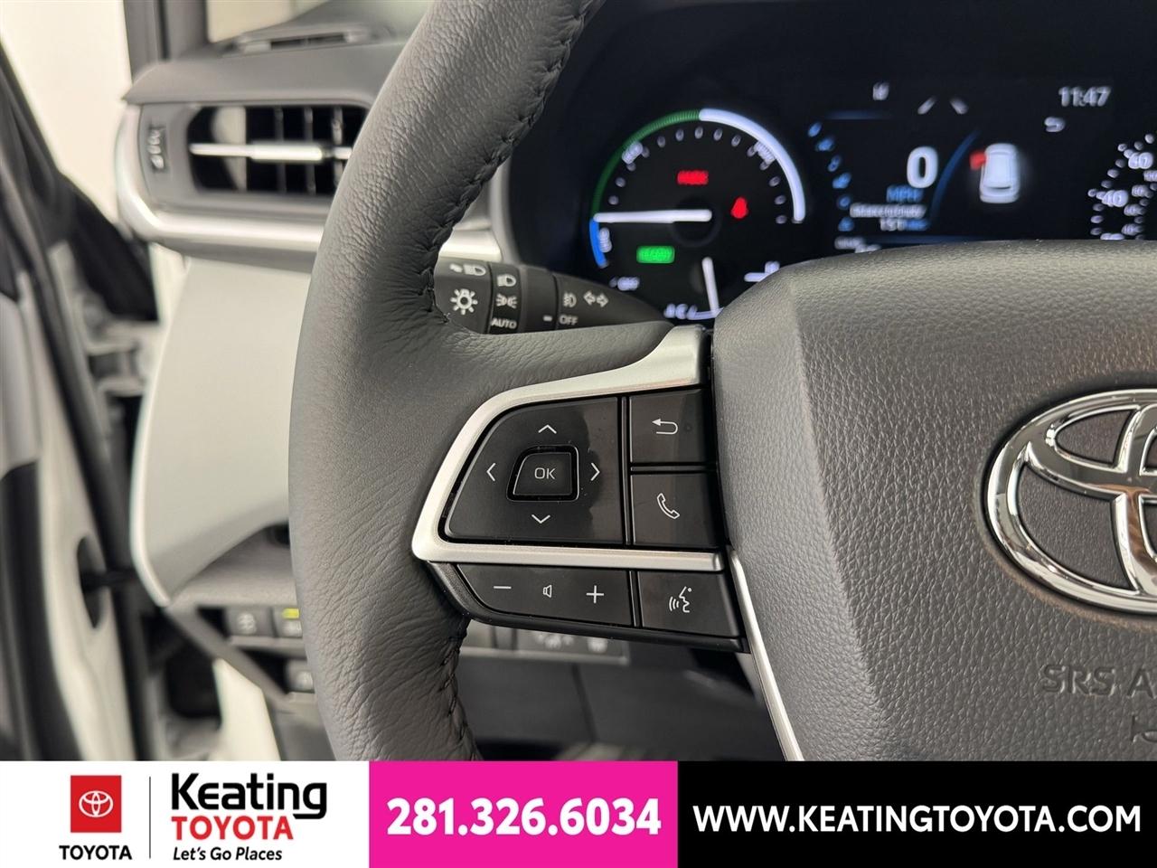Toyota Sienna XLE 7-Passenger 2026