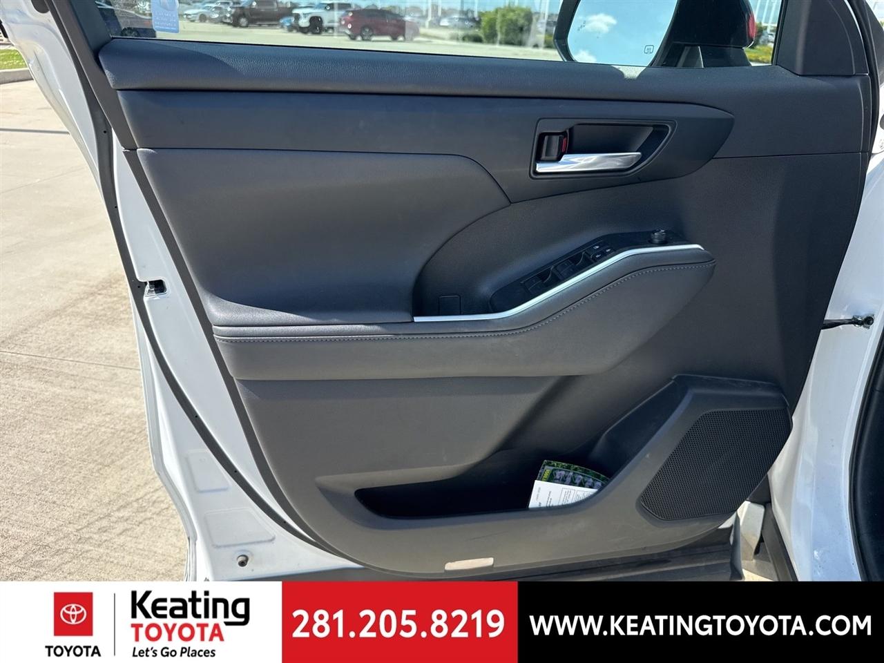 Toyota Highlander XLE 2024