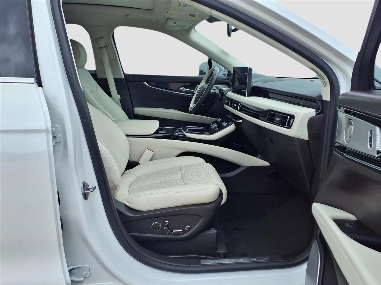 Lincoln Nautilus Black Label AWD 2023