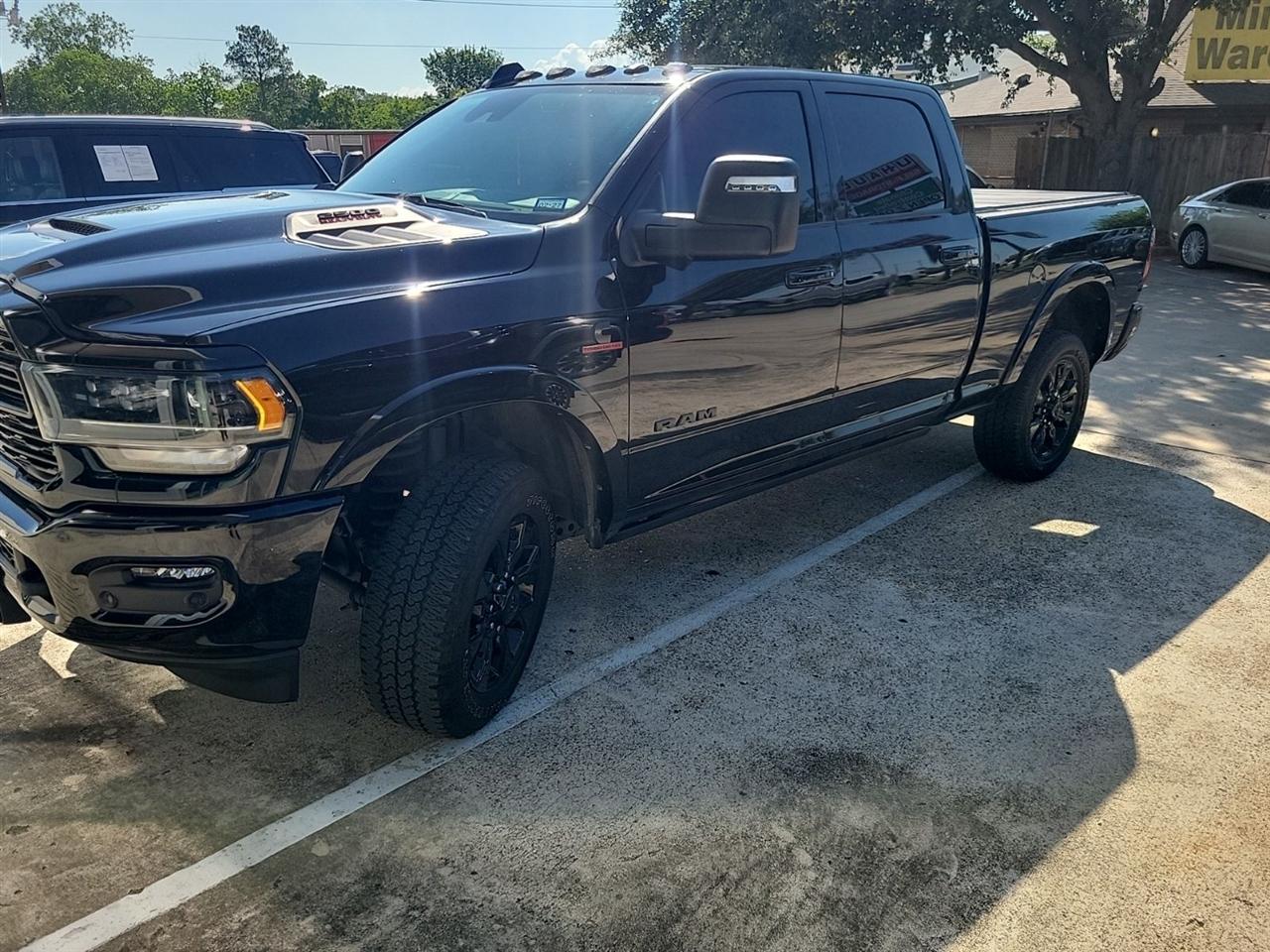 RAM 2500 Limited Crew Cab SWB 4WD 2024