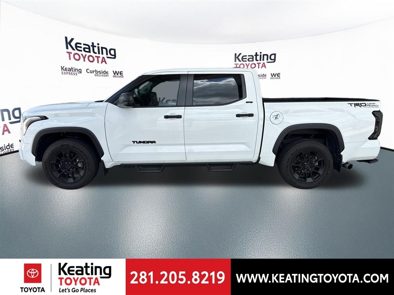 Toyota Tundra SR5 CrewMax 2WD 2024