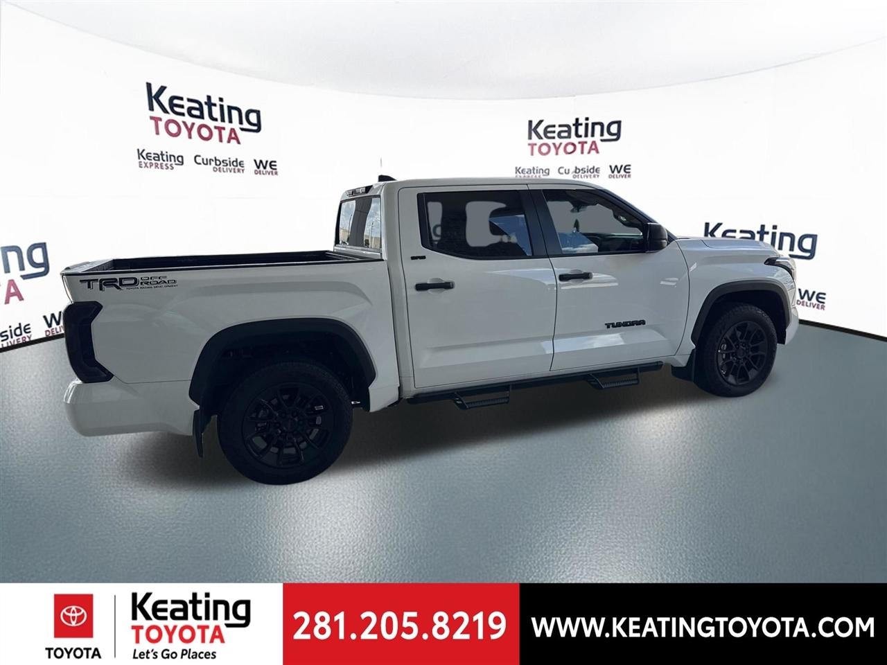 Toyota Tundra SR5 CrewMax 2WD 2024