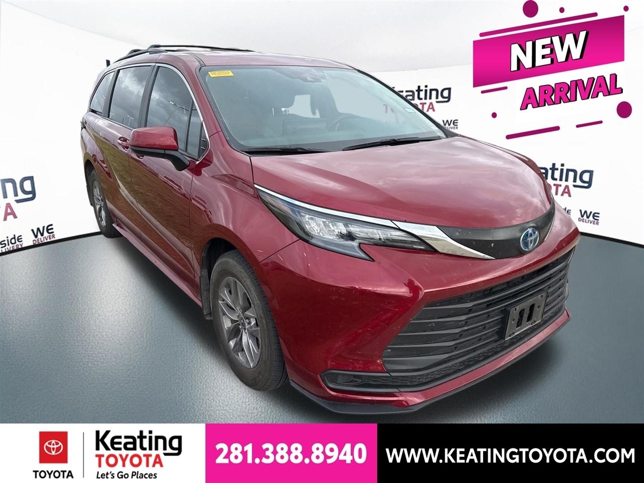 Toyota Sienna LE 8-Passenger 2025