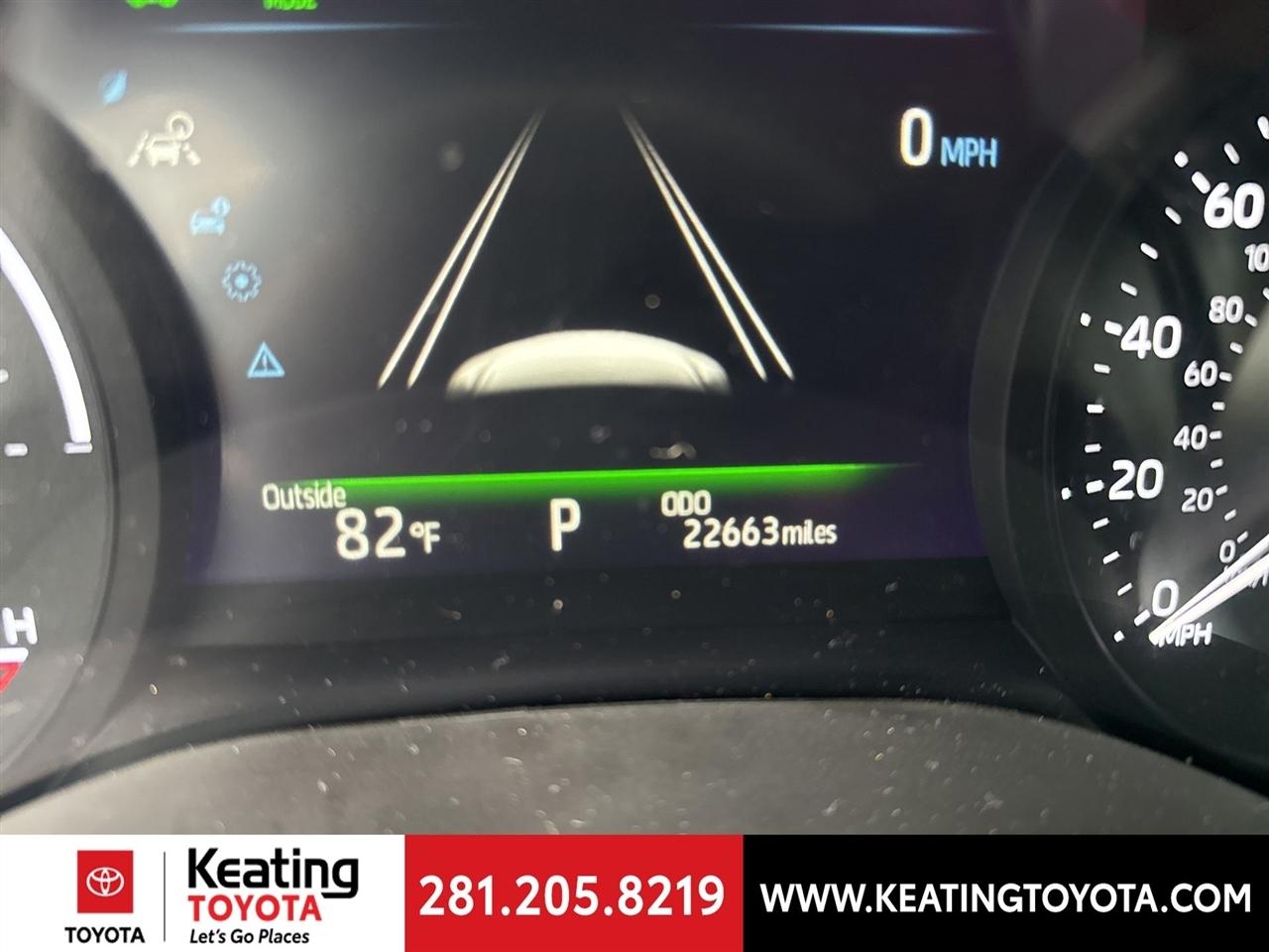 Toyota Sienna LE 8-Passenger 2025