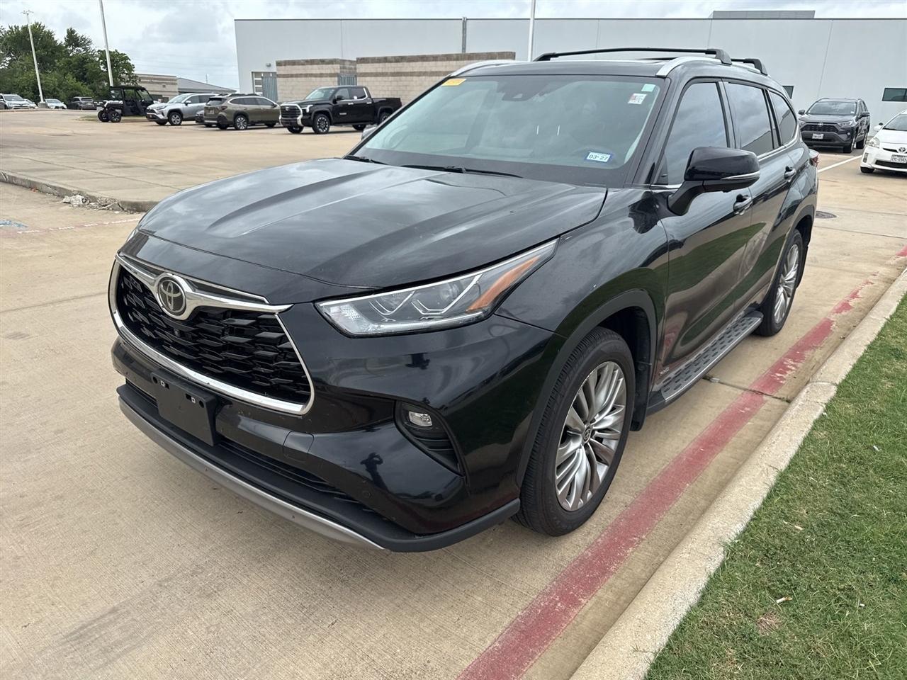Toyota Highlander Hybrid Platinum AWD 2025