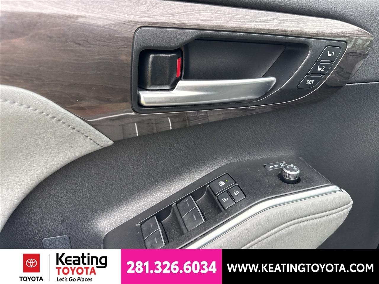 Toyota Highlander Hybrid Platinum AWD 2025