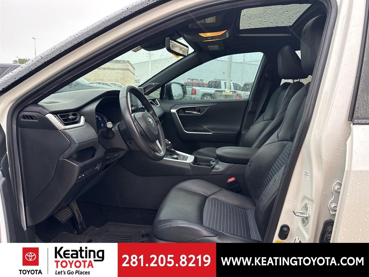 Toyota RAV4 Hybrid XLE 2020