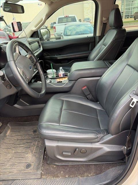 Ford Expedition XLT 2023